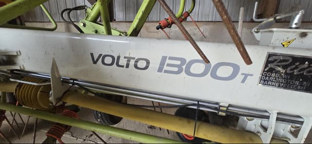 Image of CLAAS Volto 1300T equipment image 3