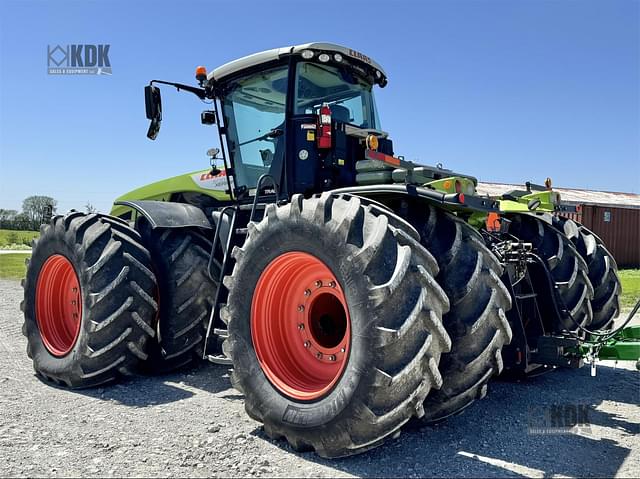 Image of CLAAS Xerion 5000 equipment image 4