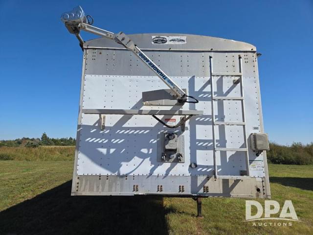 Image of Cornhusker 800 equipment image 2