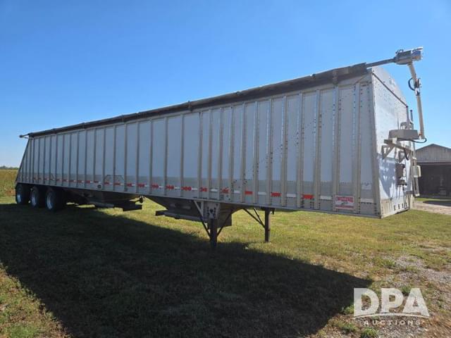 Image of Cornhusker 800 equipment image 3