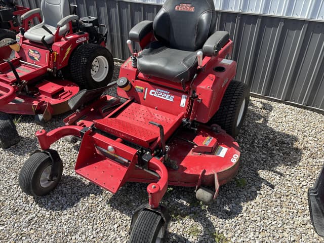 Image of Country Clipper Challenger equipment image 1