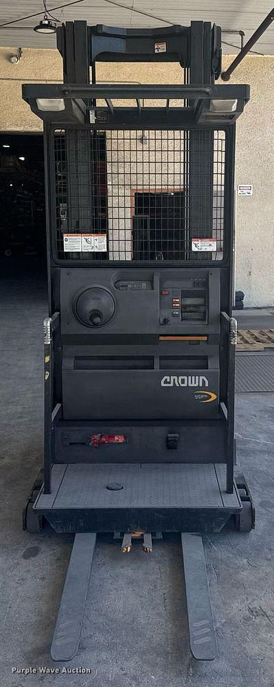 Image of Crown SP3505-30 equipment image 1