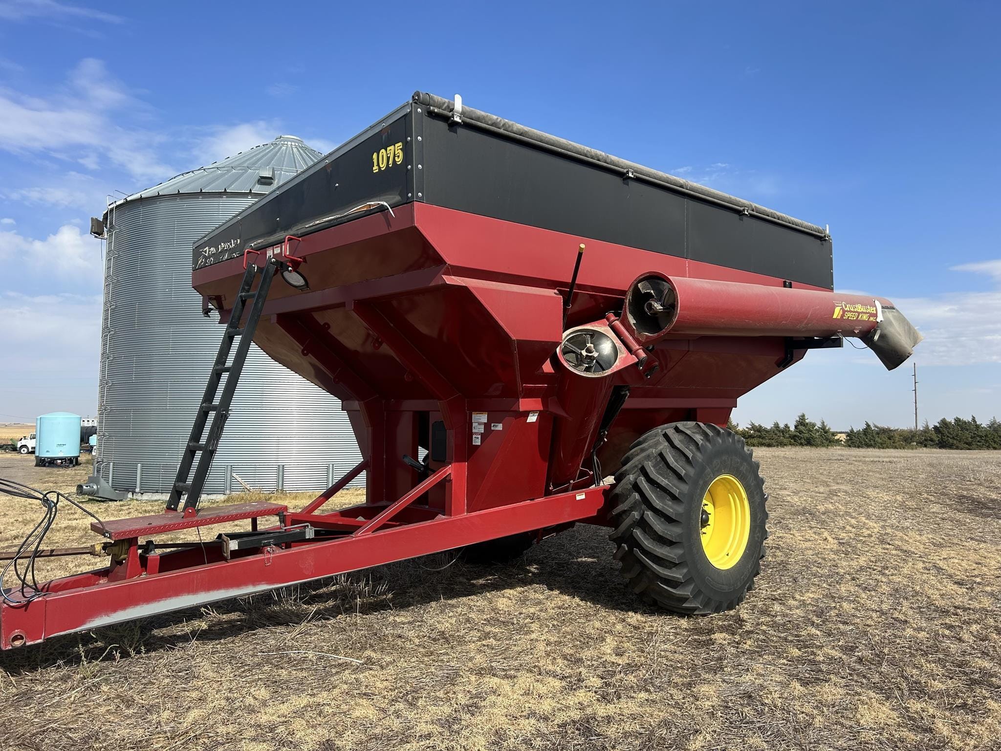 2014 CrustBuster 1075 Equipment Image0