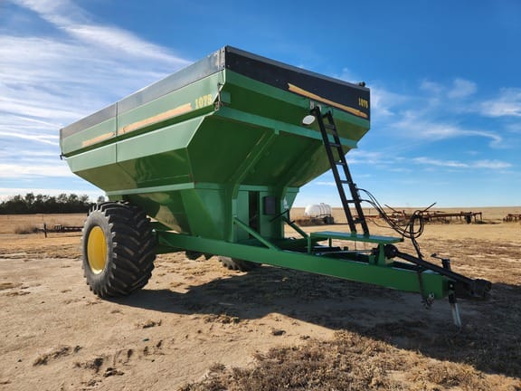 2014 CrustBuster 1075 Equipment Image0