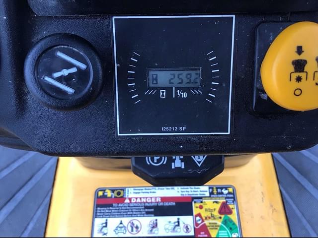 Image of Cub Cadet XT2 GX50 equipment image 4