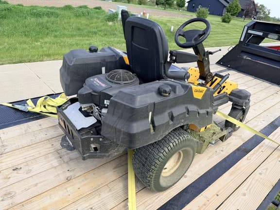 Image of Cub Cadet Z-Force S48 equipment image 1