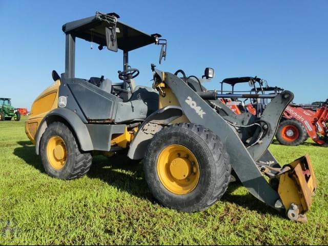 Image of John Deere 204K equipment image 1