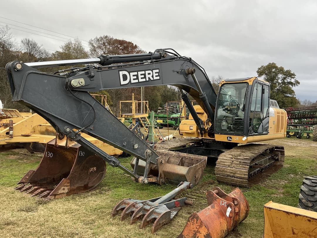 Image of John Deere 210G Primary image