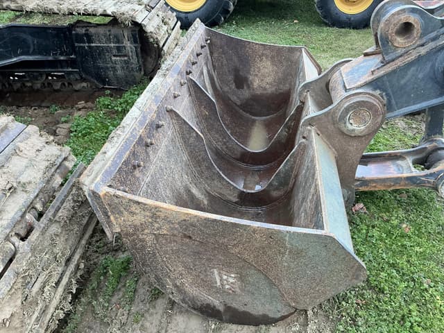 Image of John Deere 210G equipment image 2