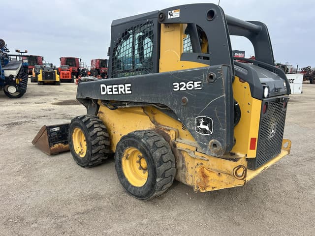 Image of John Deere 326E equipment image 2