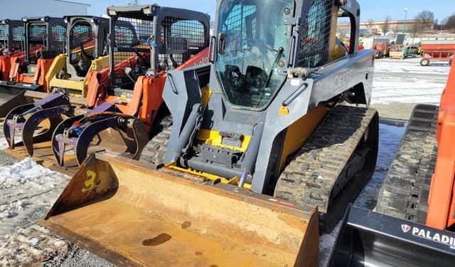 Image of John Deere 329E equipment image 1