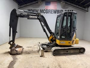2014 John Deere 35D Image