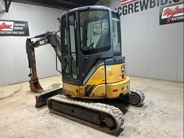 Image of John Deere 35D equipment image 2