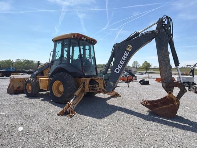 Image of John Deere 410K equipment image 3