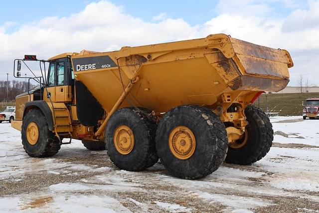 Image of John Deere 460E equipment image 4