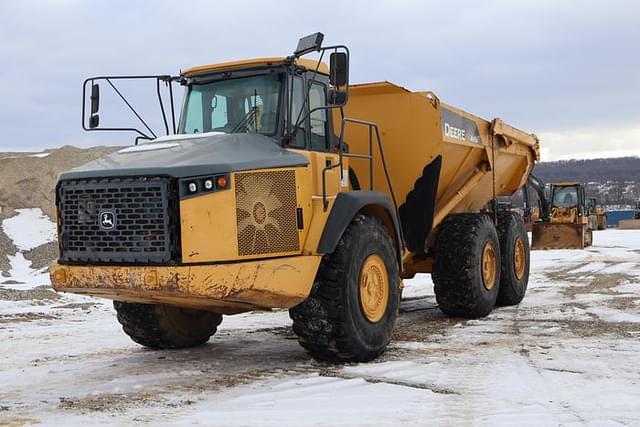 Image of John Deere 460E equipment image 1