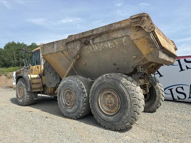 Image of John Deere 460E equipment image 2