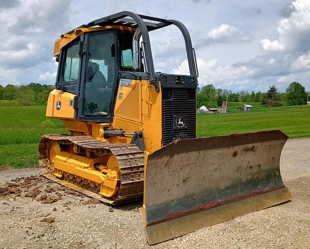 Image of John Deere 650K XLT equipment image 1