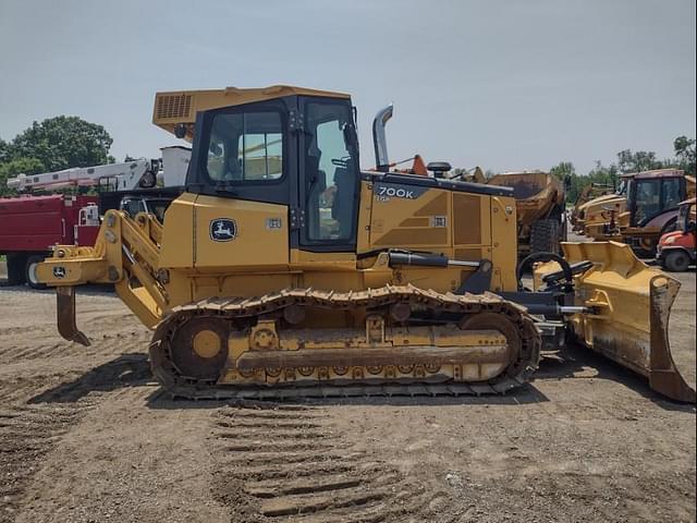 Image of John Deere 700K LGP equipment image 2
