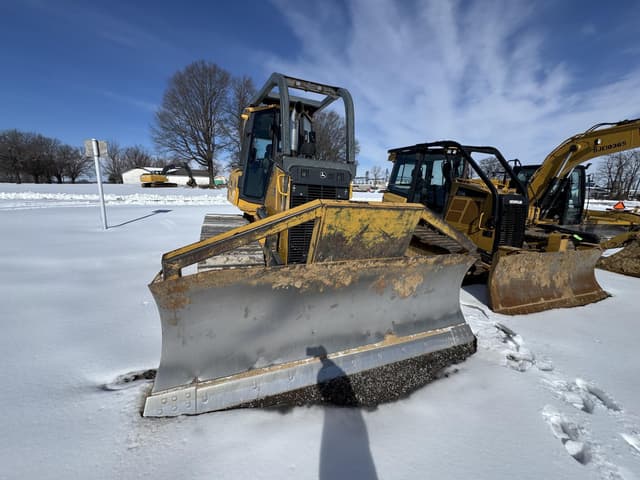 Image of John Deere 700K LGP equipment image 3