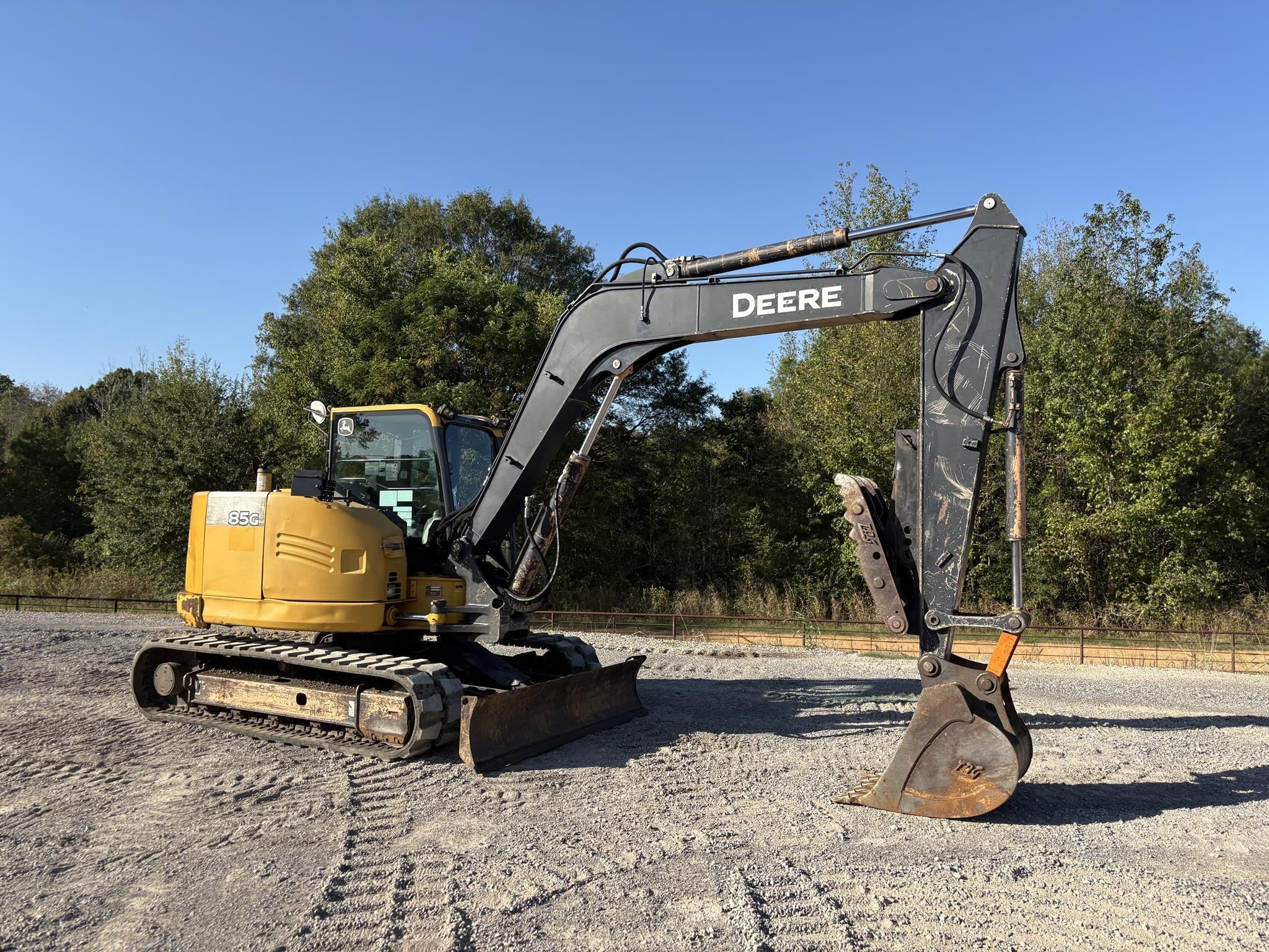 2014 John Deere 85G Equipment Image0