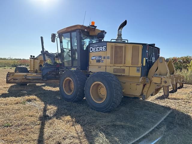 Image of John Deere 872GP equipment image 2