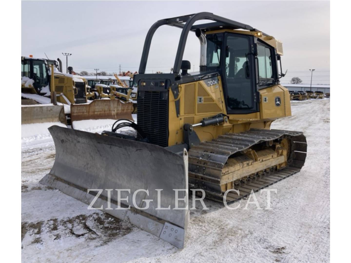 2014 John Deere 700K Equipment Image0