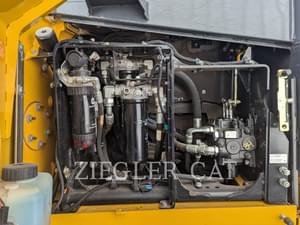 2014 John Deere 700K Image