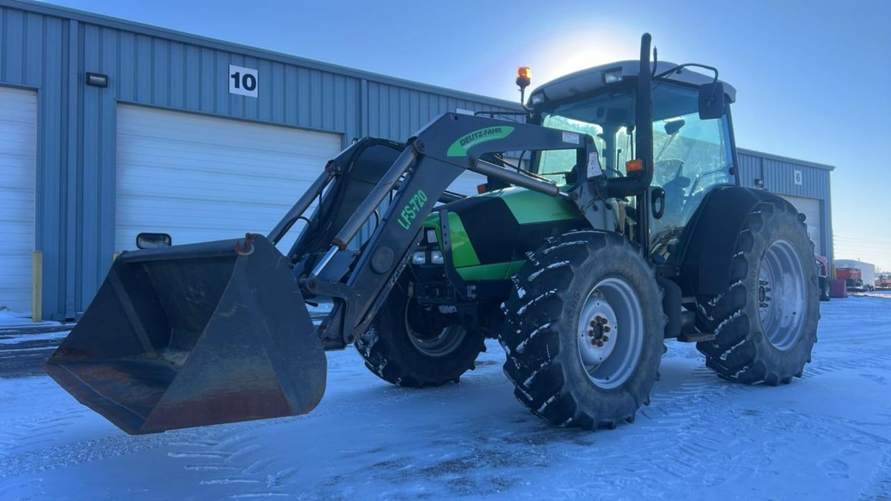 2014 Deutz-Fahr Agrofarm 410 Equipment Image0