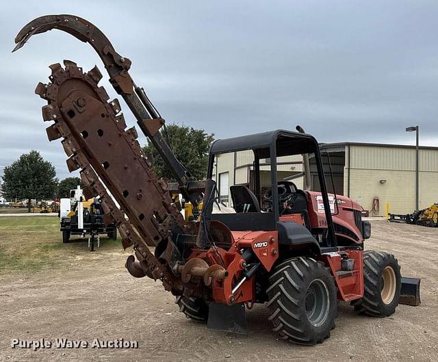 Image of Ditch Witch RT100 equipment image 4