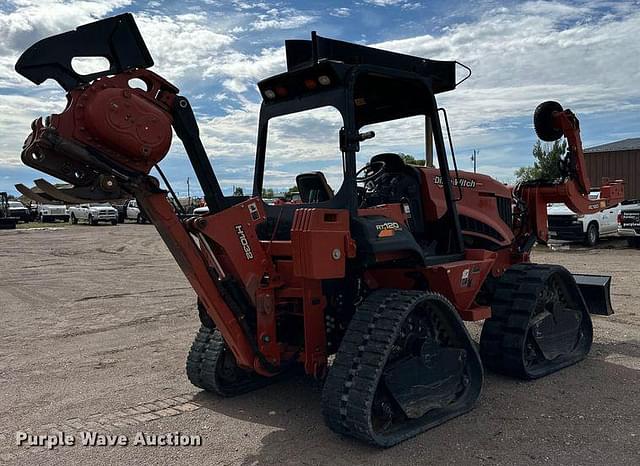 Image of Ditch Witch RT120Q equipment image 4