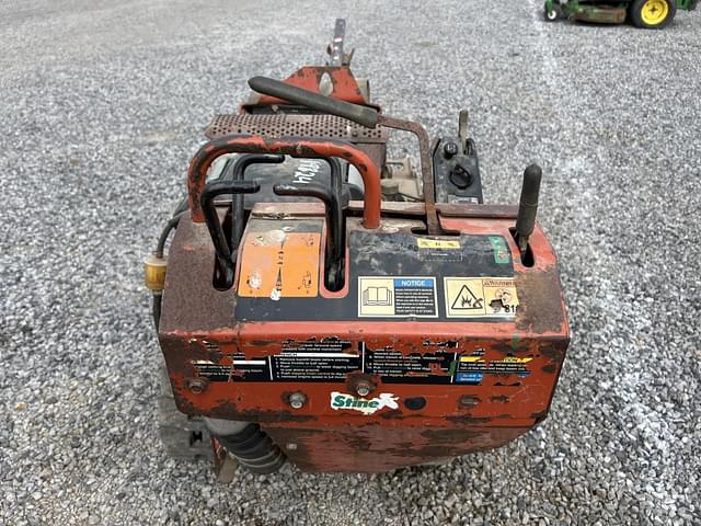 Image of Ditch Witch RT20 equipment image 3