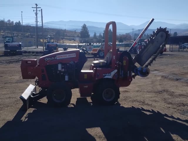 Image of Ditch Witch RT45 equipment image 2