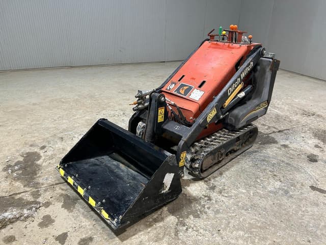Image of Ditch Witch SK350 equipment image 1