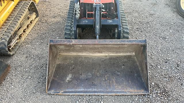 Image of Ditch Witch SK750 equipment image 3