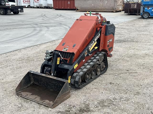 Image of Ditch Witch SK750 equipment image 1