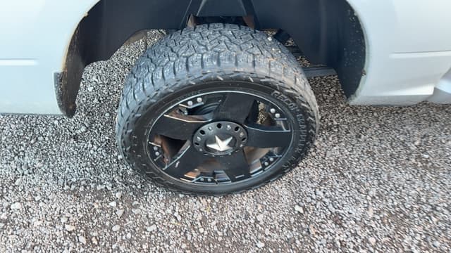 Image of Dodge Ram 1500 equipment image 4