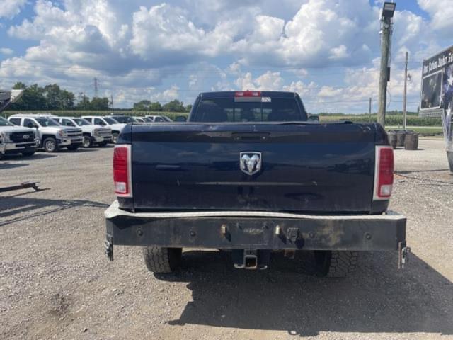 Image of Dodge Ram 2500 equipment image 3