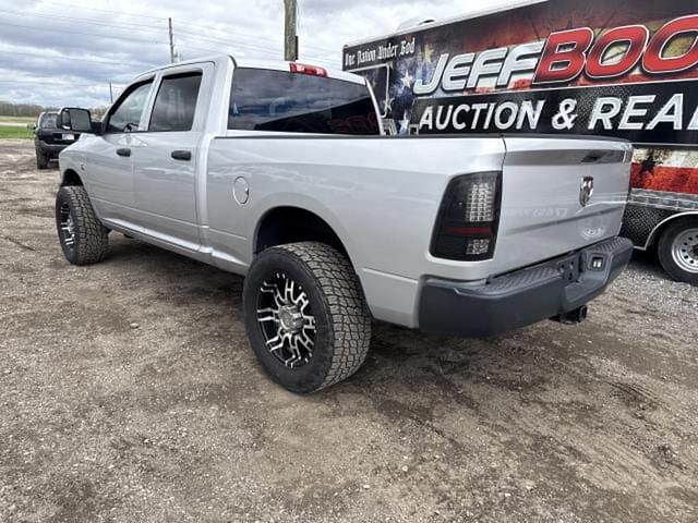 Image of Dodge Ram 3500 equipment image 1