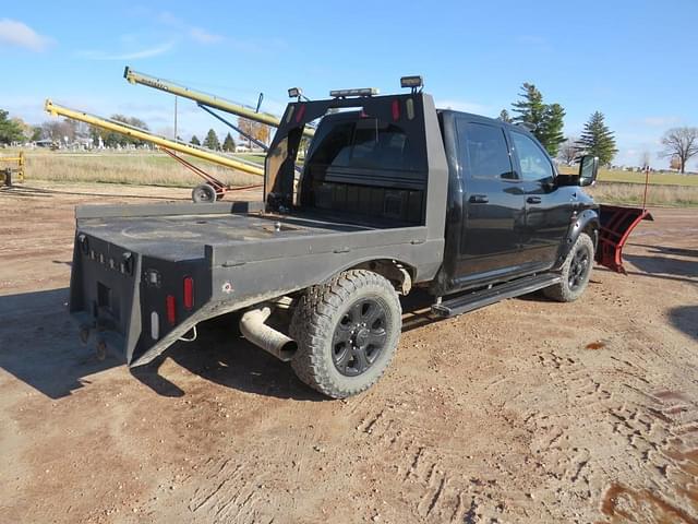 Image of Dodge Ram 3500 equipment image 4