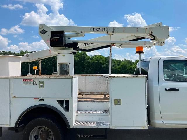 Image of Dodge Ram 5500 equipment image 3