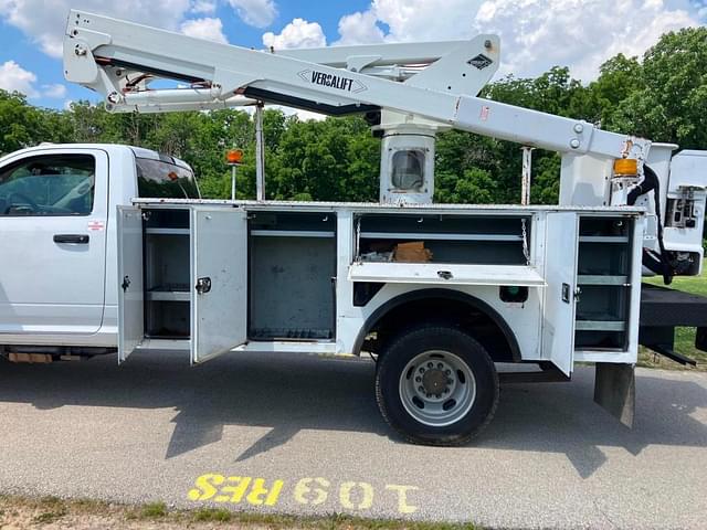 Image of Dodge Ram 5500 equipment image 2