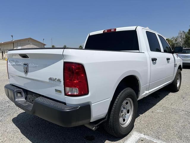 Image of Dodge Ram 1500 equipment image 2