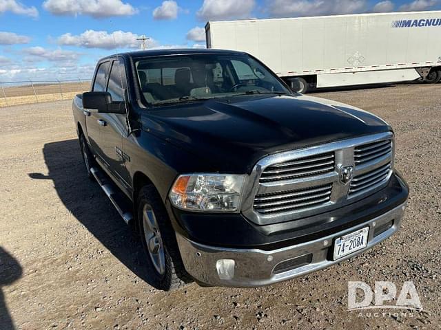 Image of Dodge Ram 1500 equipment image 3