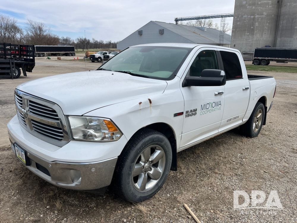 2014 Dodge Ram 1500 Equipment Image0