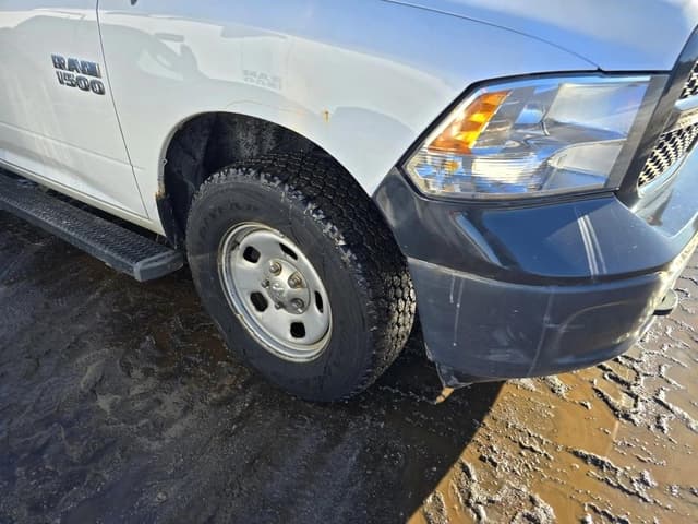 Image of Dodge Ram 1500 equipment image 3