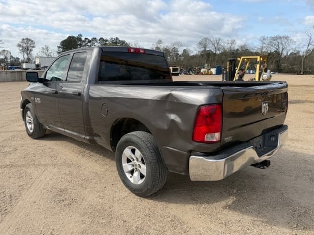 Image of Dodge Ram 1500 equipment image 3