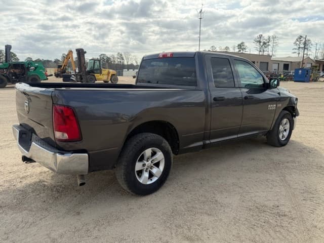 Image of Dodge Ram 1500 equipment image 2