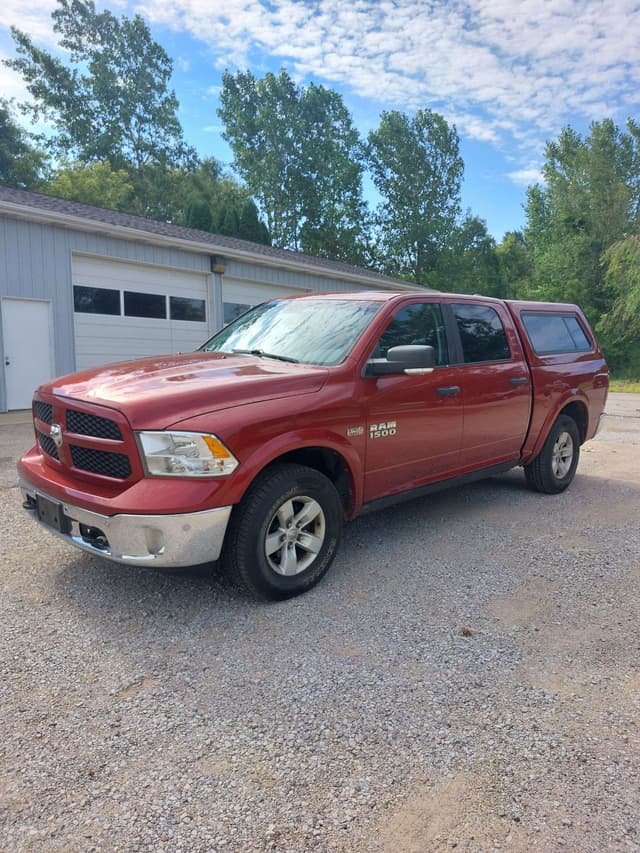 Image of Dodge Ram 1500 equipment image 4