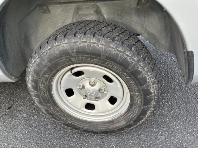 Image of Dodge Ram 1500 equipment image 3